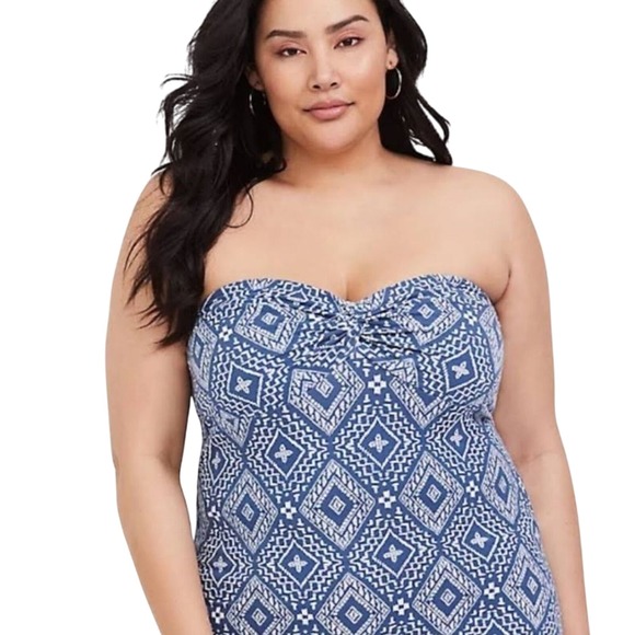 Torrid Foxy Knot FrontTube Top Diamond Geo Blue Blue‎ Size 0 - Picture 1 of 6